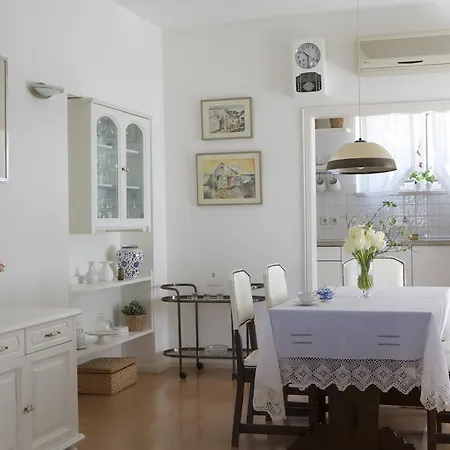 Apartament Pegasus & *