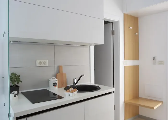 Pegasus & * Макарска